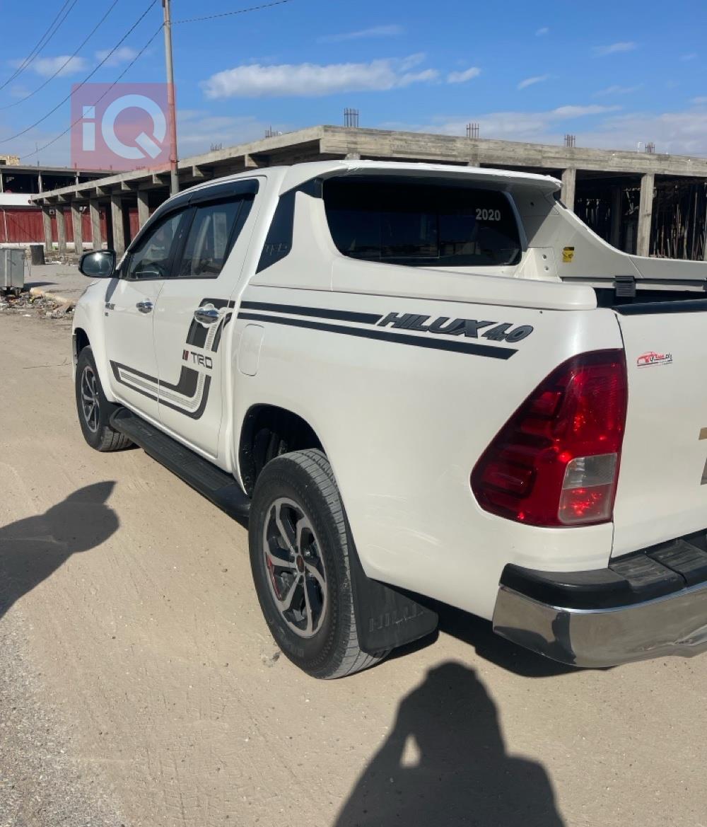 تويوتا هايلوكس